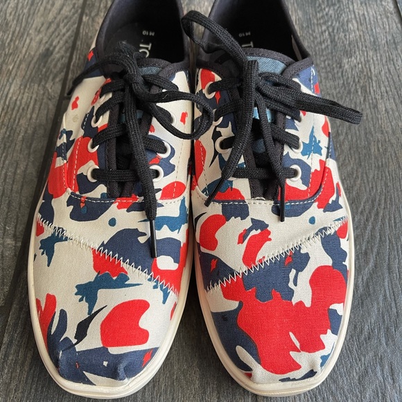 Men’s Toms shoes - Picture 1 of 13